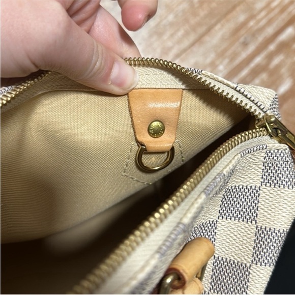 Louis Vuitton Damier Azur Handbag - Picture 12 of 16